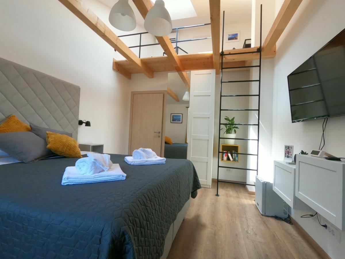 Gavan Room Cres Exterior foto